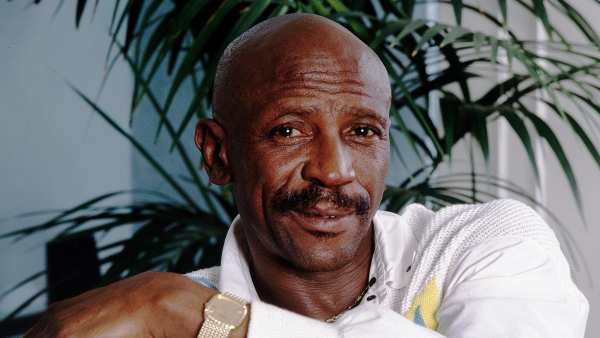 Feature Officer and a Gentleman and Roots Star Louis Gossett Jr Dies at 87