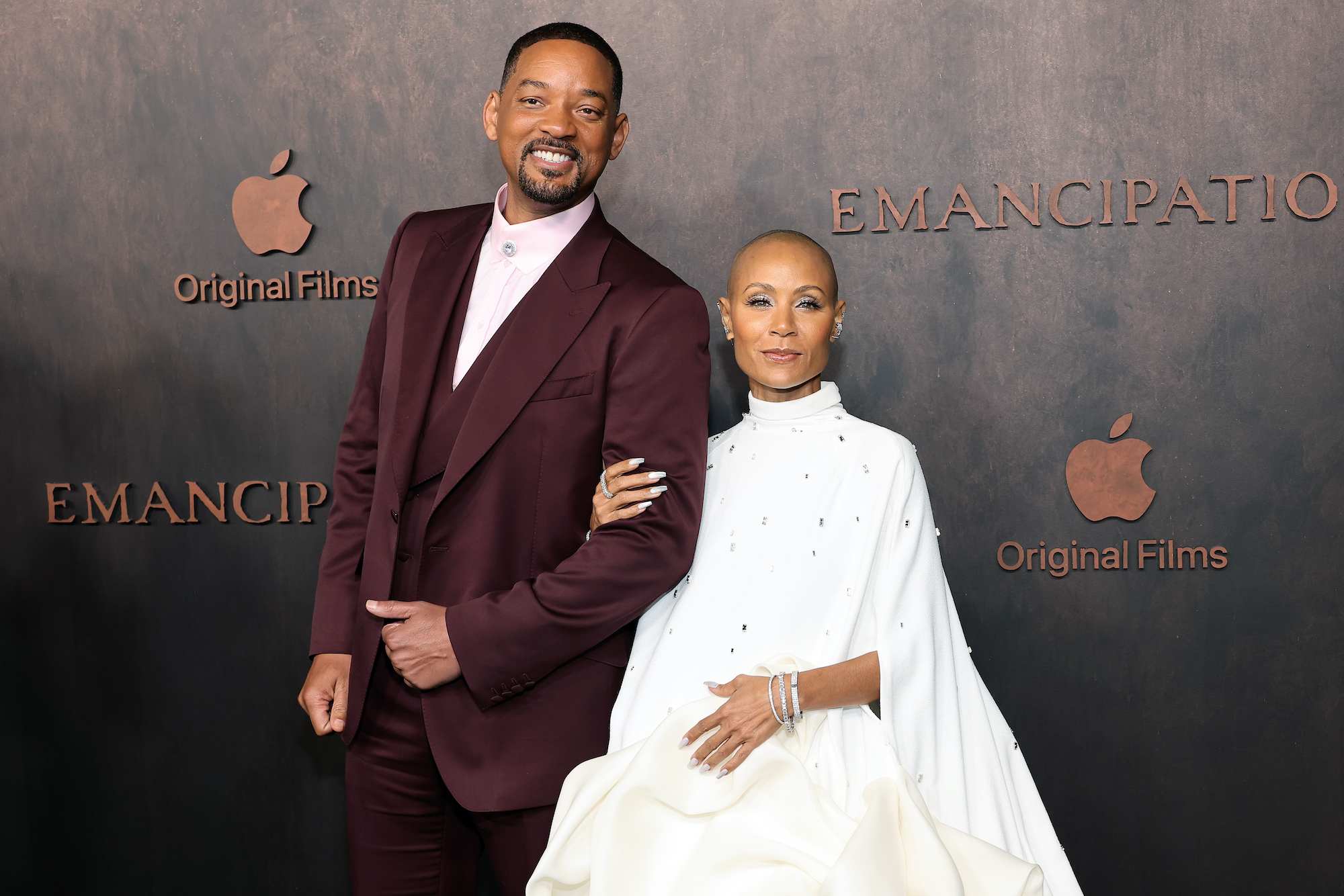 Will Smith and Jada Pinkett Pose for Easter Sunday Family Selfie