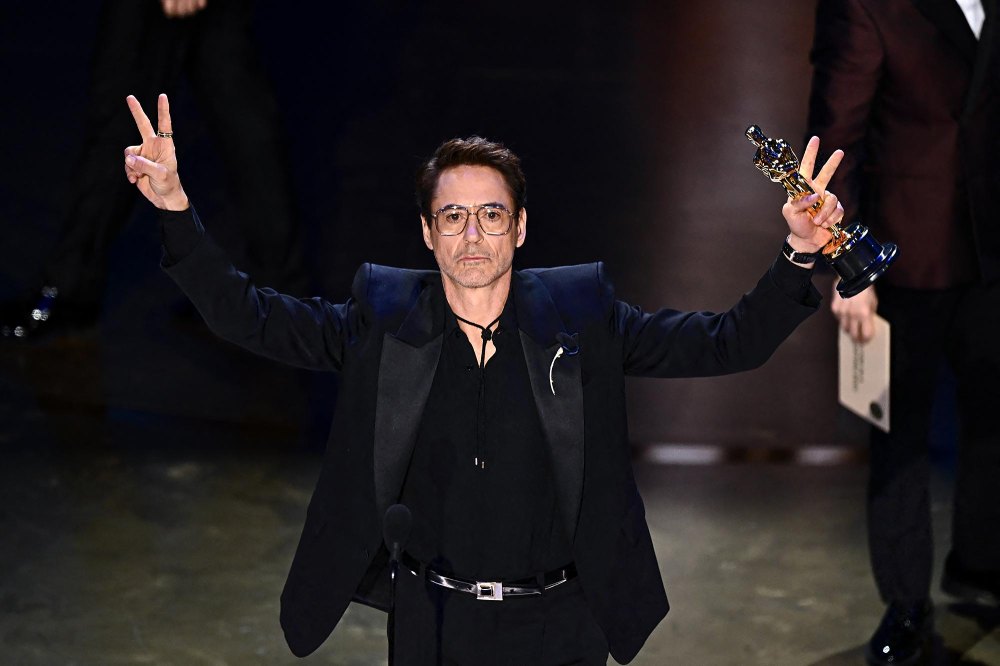 Gwyneth Paltrow Shares Ecstatic Reaction Watching Pal Robert Downey Jr. Winning Oscar on Laptop