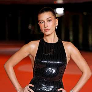 Hailey Bieber Nail Artist Reveals How to Achieve the Glazed Donut Nail Trend