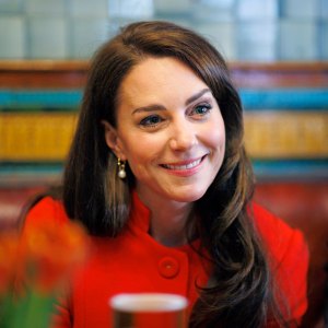 Kate Middleton Reportedly Paid Bar Tab