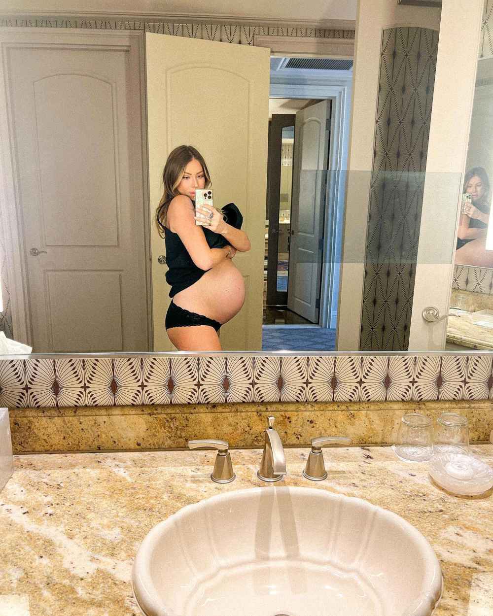 Lala Kent Was Bummed to Learn About Stassi Schroeder s 2nd Pregnancy on Social Media 255