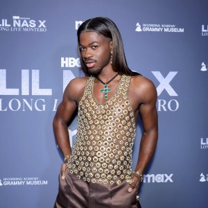 Lil Nas X Ends Up in Wheelchair After Running NYC Marathon in High Top Sneakers Race Went Well 190
