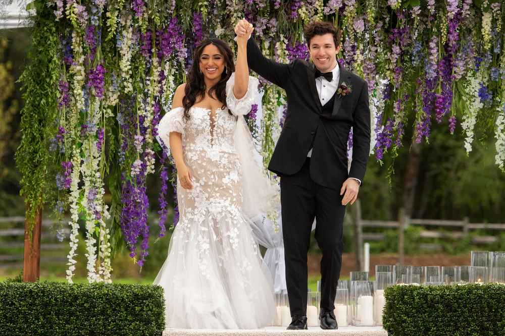 Love Is Blind&rsquo;s Bliss Poureetezadi Gives Birth to Her 1st Baby With Zack Goytowski