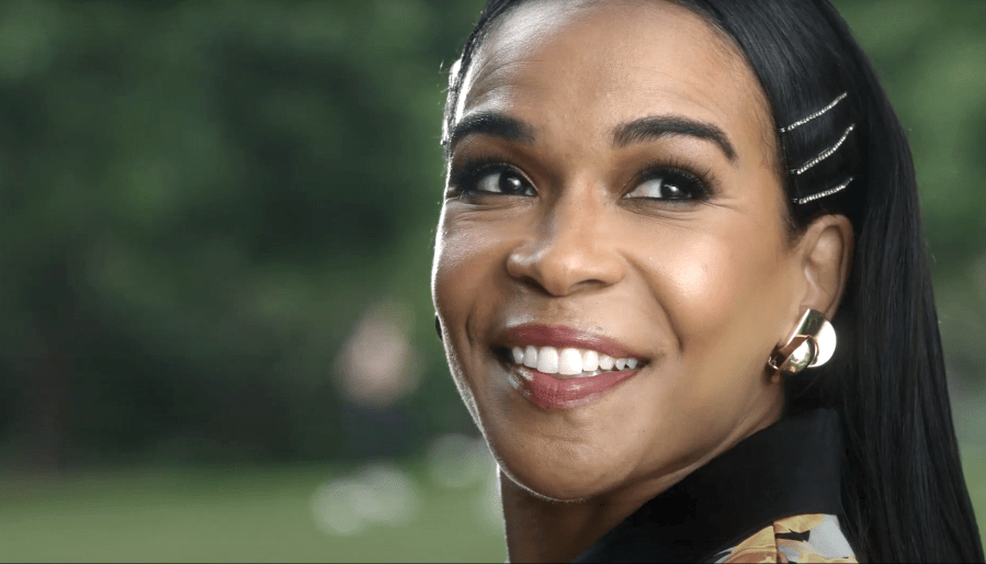 Michelle Williams Jokes No One Recognizes Her in Ad