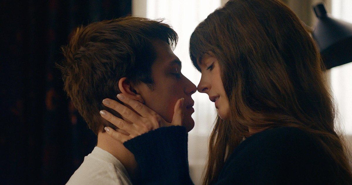 Nicholas Galitzine Anne Hathaway Kiss In The Idea Of You Trailer nicholas-galitzine-anne-hathaway-kiss-in-the-idea-of-you-trailer
