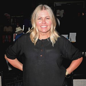 Nicole Eggert Shaves Head After Breast Cancer Diagnosis