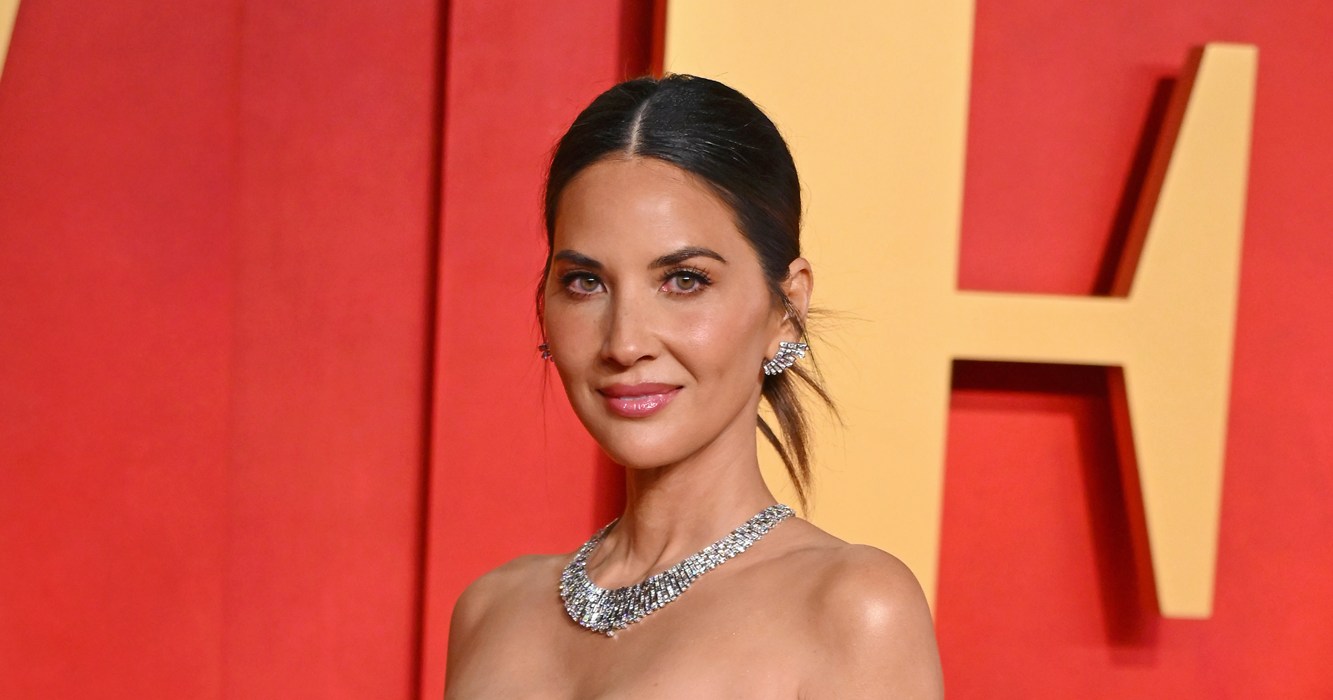 Olivia Munn Reveals She's Been Diagnosed With Breast Cancer - Vimarsana News