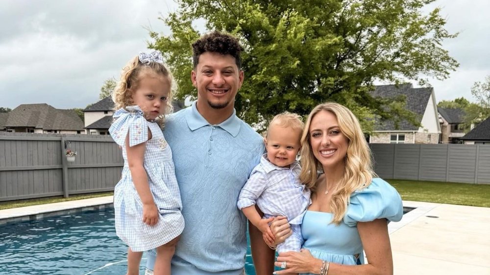 Patrick, Brittany Mahomes Wear Coordinating Blue Easter Outfits With 2 Kids