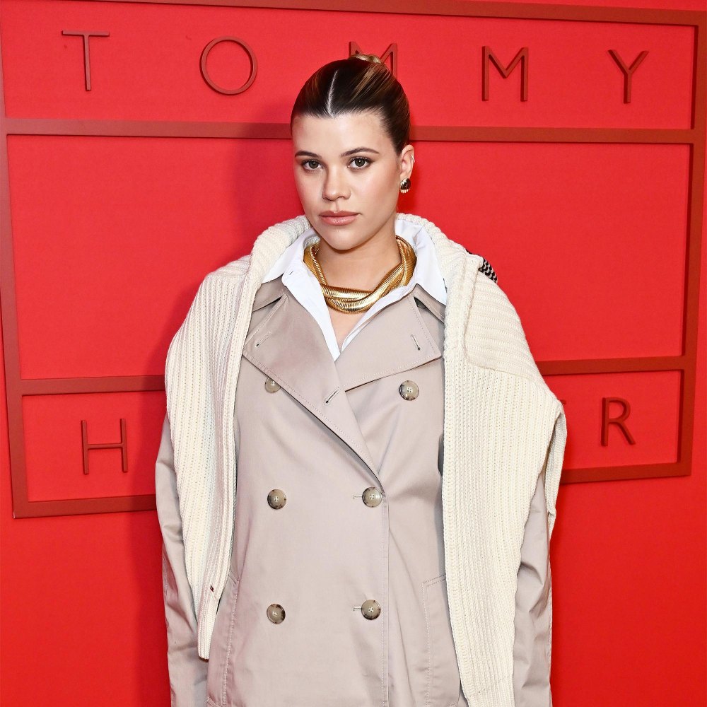 Pregnant Sofia Richie is Pretty in Prink While Showing Off Her Spring Style