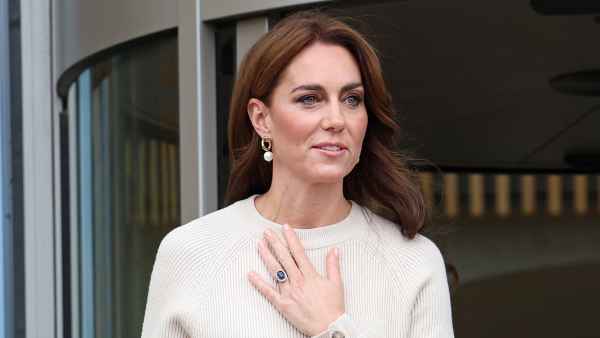 Kate Middleton Is Grateful for ‘Kind Wishes’ During Surgery Recovery, Poses With Kids in New Photo