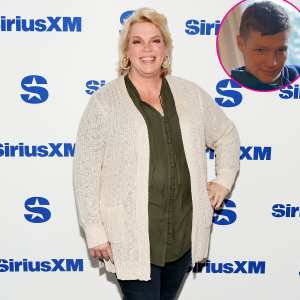 Promo Sister Wives Star Janelle Brown Is Brought to Tears by Generosity From Fans After Son Death