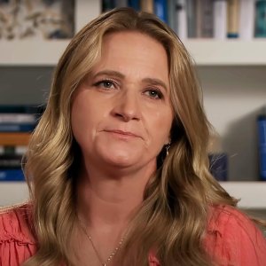 Sister Wives Christine Brown Emotionally Reacts to Garrison s Death 405