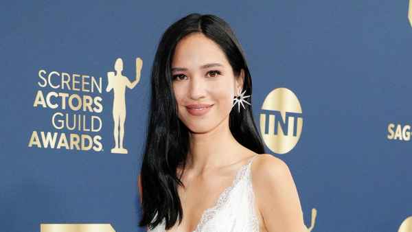 Yellowstone s Kelsey Asbille Recalls Stuffing Her Bra at Age 13 for One Tree Hill Audition 328
