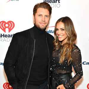 Jana Kramer Shares First Look at Her Wedding Dress Before Marrying Allan Russell