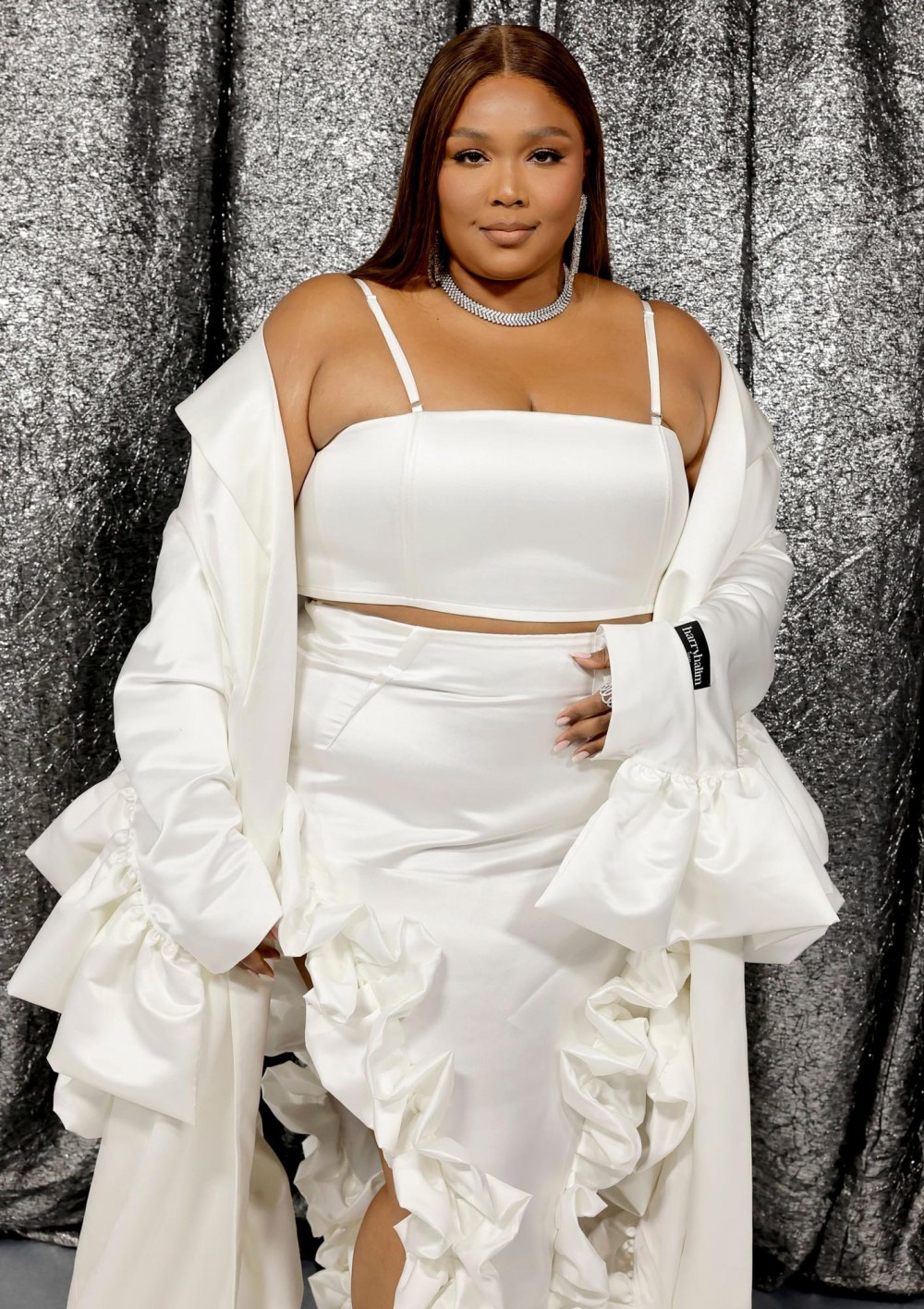 Lizzo Feels the World Doesnt Want Me in It After Being Dragged By Internet