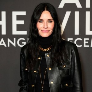 Courtney Cox Is In Talks to Follow Neve Campbell in Return to Scream Franchise