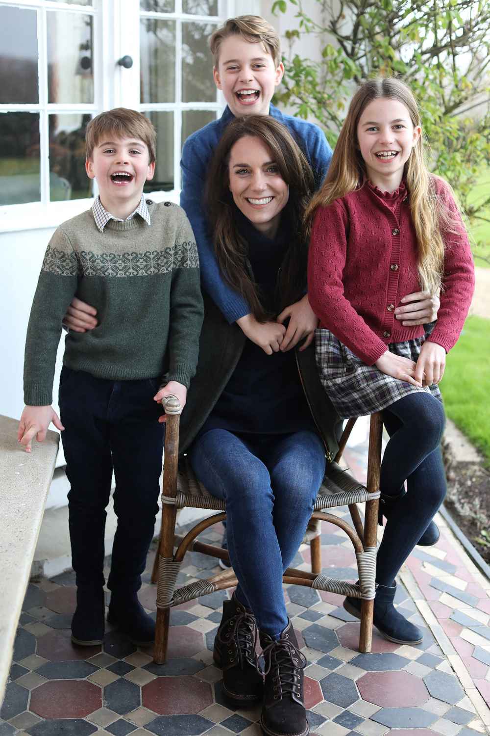 Kate Middleton's Uncle Gary Thought There Was 'Not a Chance in Hell' She Doctored Mother's Day Pic