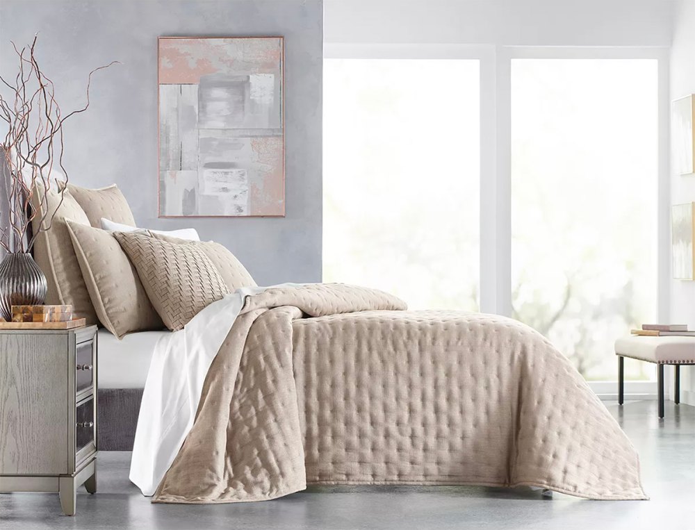 macys-coverlet-set-hotel-collection