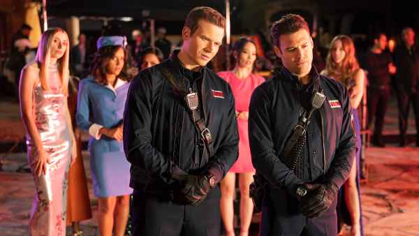 9 1 1 s Oliver Stark Is Open to Romantic Future for Buck and Eddie There s Chemistry Between Us 070