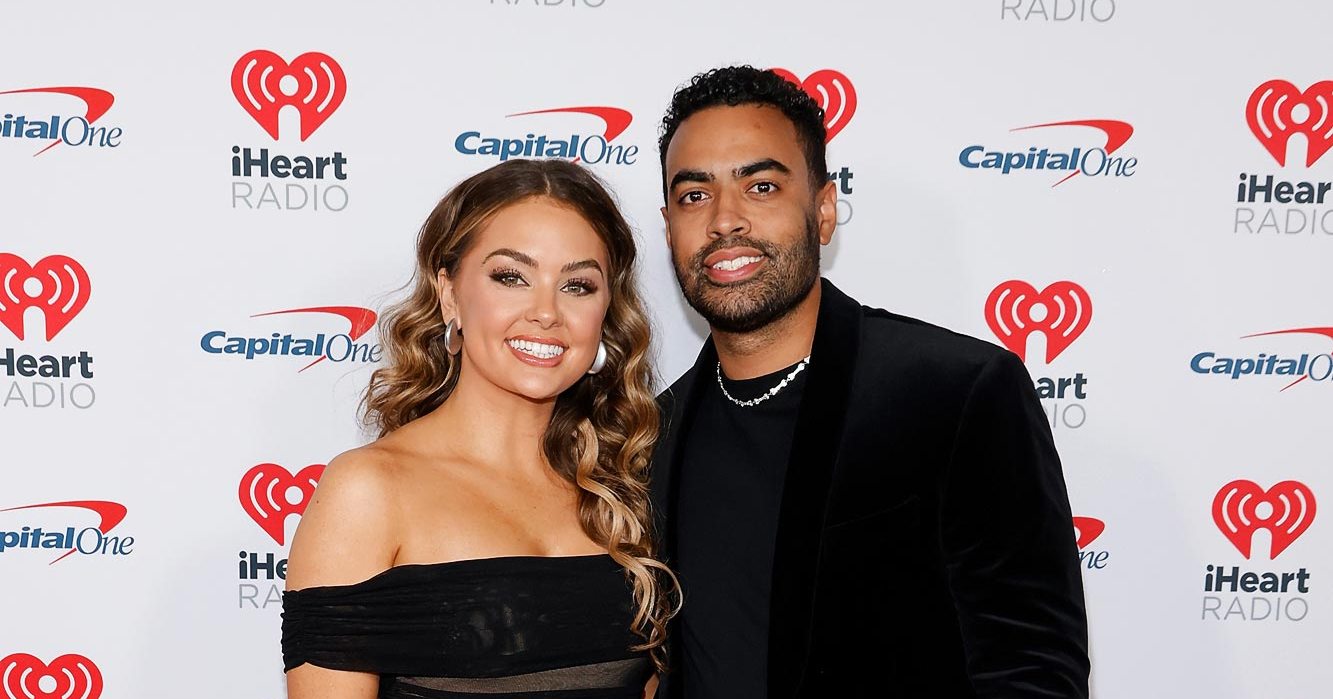 Bachelor Nation's Susie Evans and Justin Glaze's Relationship Timeline - Vimarsana News