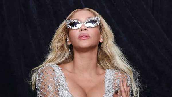 Beyonce Shows Off Real Hair in Cecred Hair Wash Tutorial