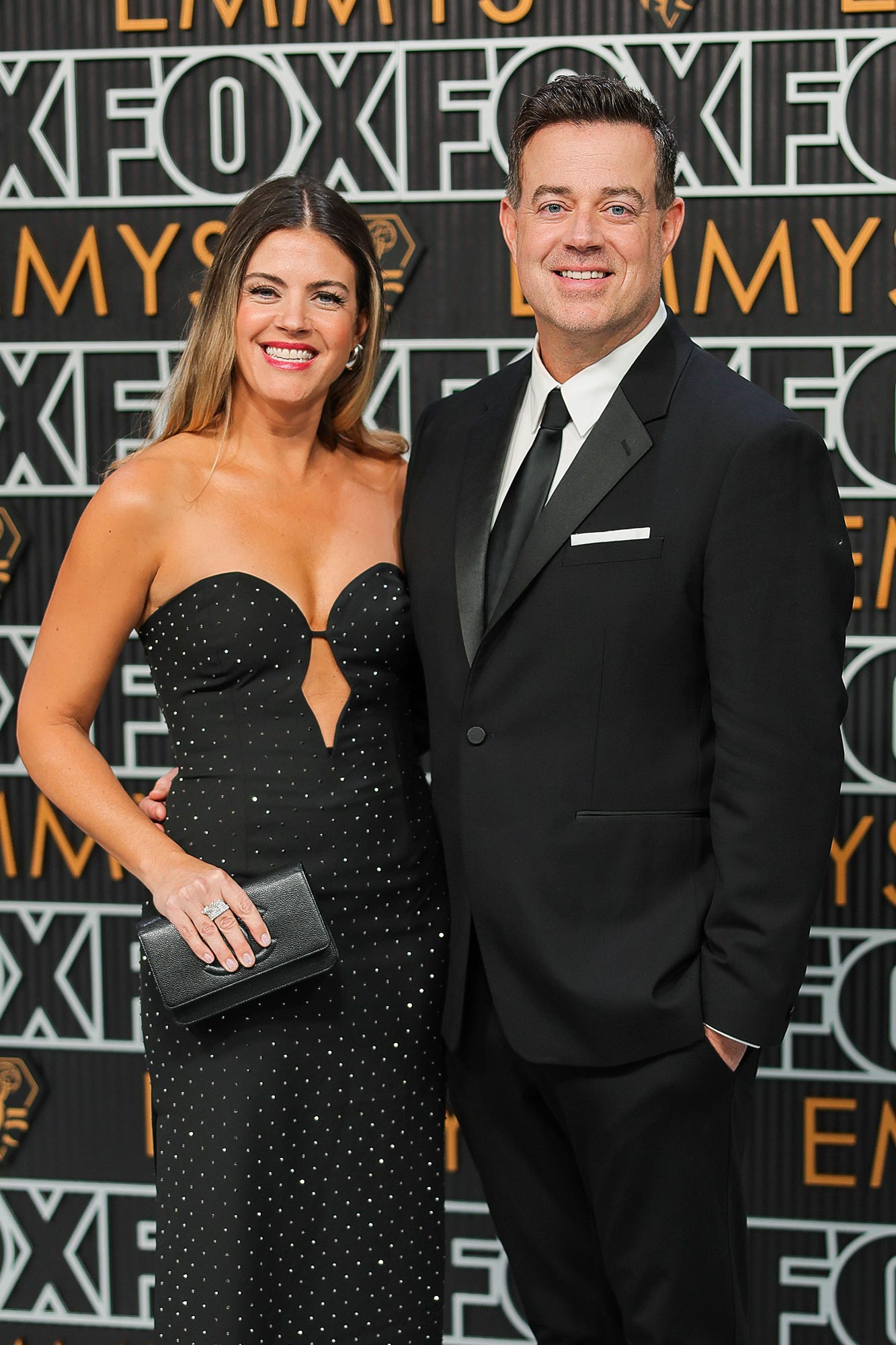 Celebrity Couples Who Sleep Separately Amid Happy Marriages Carson Daly Siri Pinter and More 447