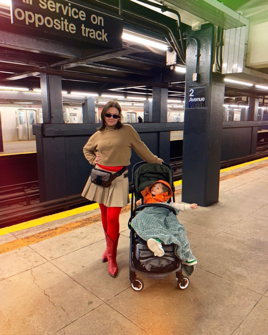 Elle King Instagram They Take Public Transport Just Like Us