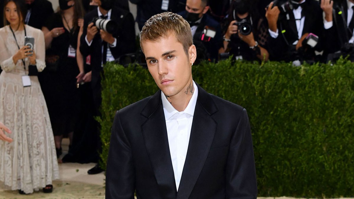 Feature Justin Bieber Bought A 16 Million California Mansion Near Kylie Jenner and Kris Jenner