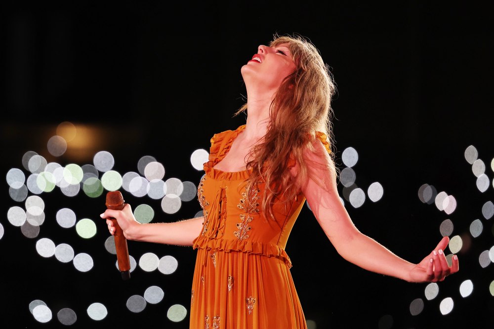 Taylor Swift |  Tour of the Ages - Sydney, Australia