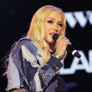 Gwen Stefani Regrets No Doubt Career After Having Kids I Should Have Just Been With My Family 390
