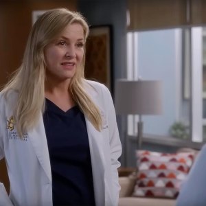 Here s How Grey s Anatomy Decides to Bring Certain Characters Back 193
