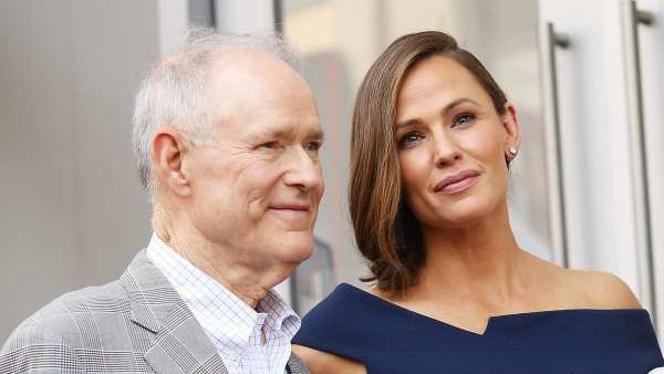 Jennifer Garner Mourns Her Dad in Sweet Tribute