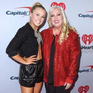 JoJo Siwa’s Mom Thanked Her For ‘Never’ Leaving the Family 'High and Dry' Amid Success