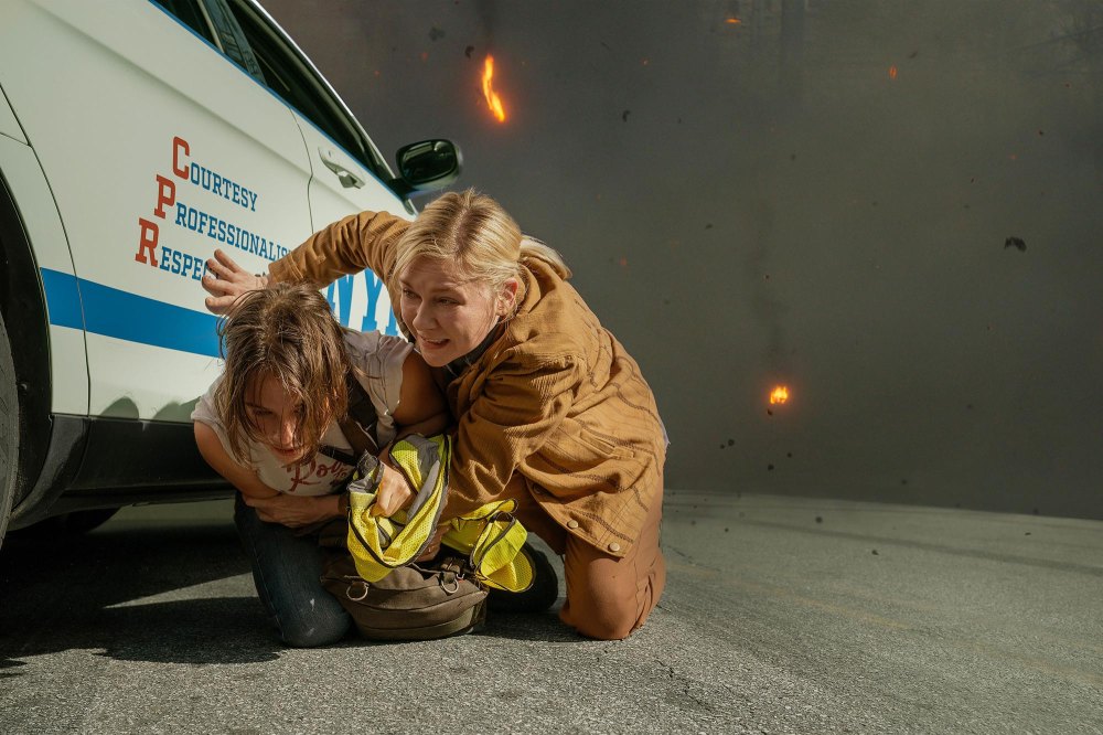 Kirsten Dunsts New Movie Civil War Is a Deeply Absorbing Dystopian Vision of the Future