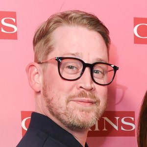 Macaulay Culkin Pretends to Be Hotel Staff on Vacay With Brenda Song