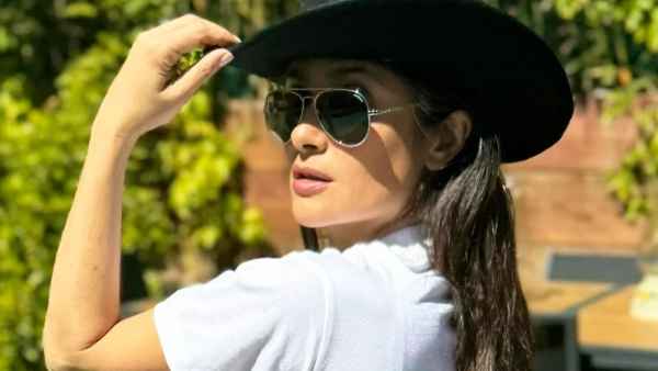 Salma Hayek Praises Beyonces Western Style With a Cowgirl Look of Her Own