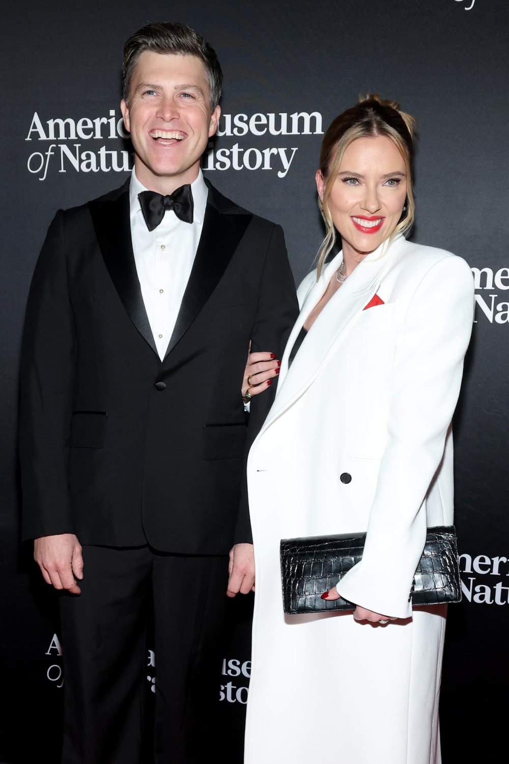 Scarlett Johansson and Colin Jost step out in suits before the White House correspondents' dinner