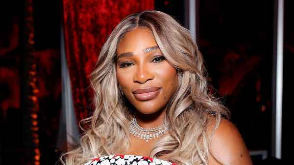 Serena Williams Is a Pro at Applying False Eyelashes in a Car