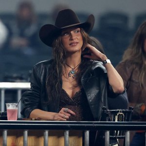 Supermodel Bella Hadid Triumphs in Rodeo Competition 3 Finals and 2 Buckles 746