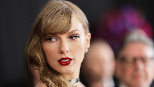 Taylor Swift Mural in Chicago Contains a Secret Tortured Poets Department Message