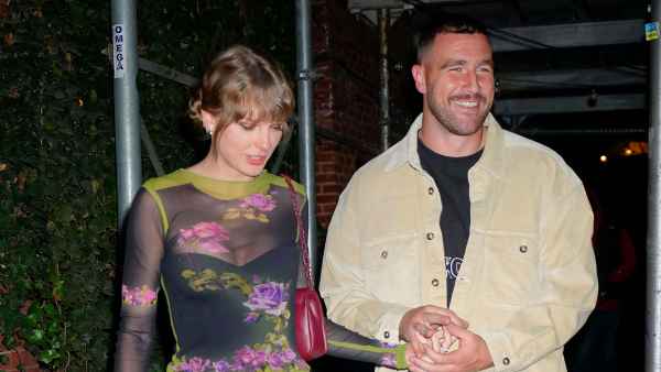 Taylor Swift and Travis Kelce Cozy Up in Same Booth