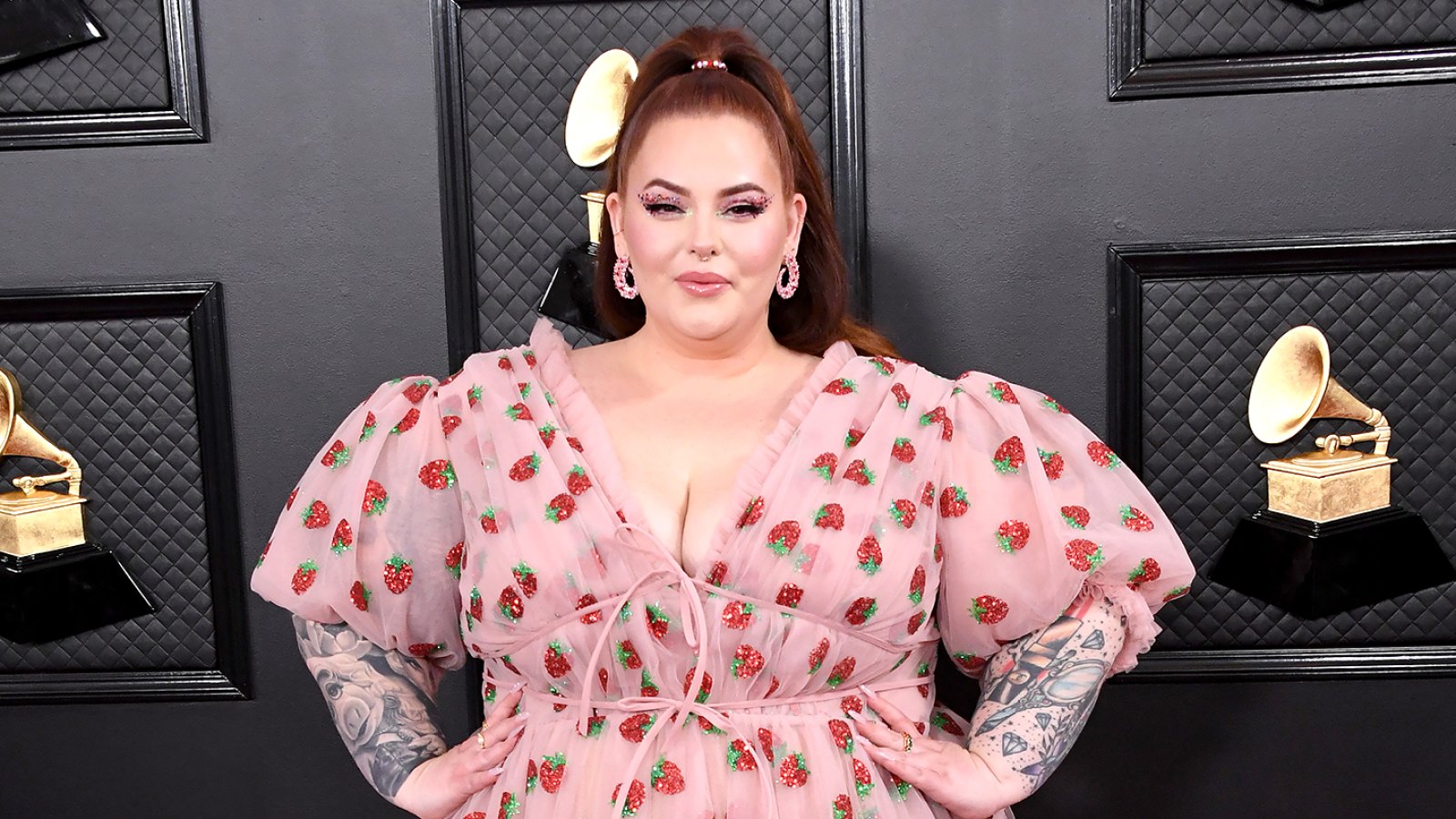 Tess Holliday Says Mental Health Is Fragile After Fatphobic Messages