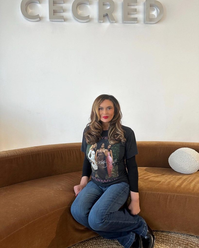 Tina Knowles Stole Vintage T Shirt From Beyonce 171