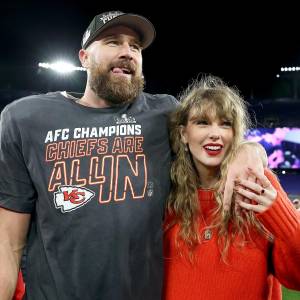Travis Kelce Jokes That He Doesn’t Know ‘How the F—k’ He Pulled Girlfriend Taylor Swift