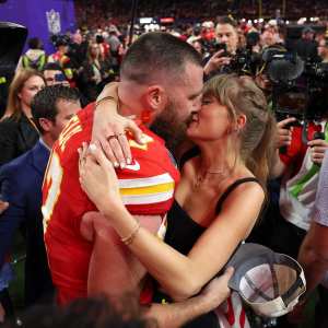 Travis Kelce Says He s the Happiest’ He’s ‘Ever Been After Bahamas Vacation With Taylor Swift 052