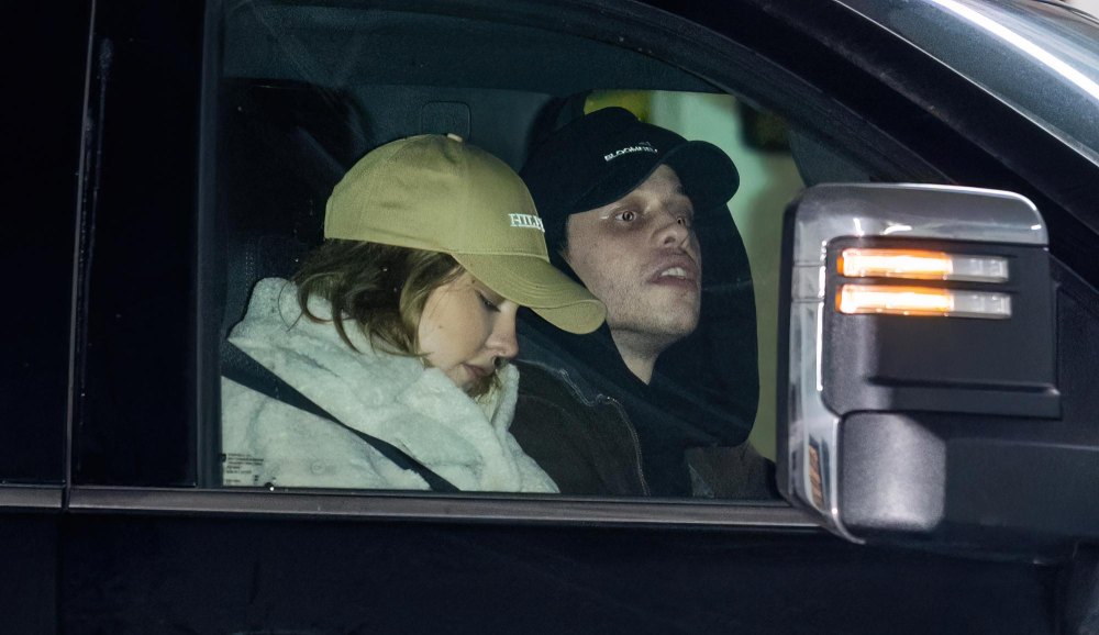 Why Pete Davidson and Madelyn Cline s Low Key Romance Works So Well They Are Very Much in Love 843