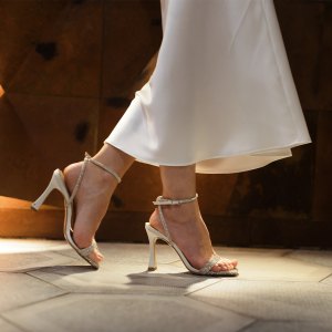 comfy heels wedding guest vibe