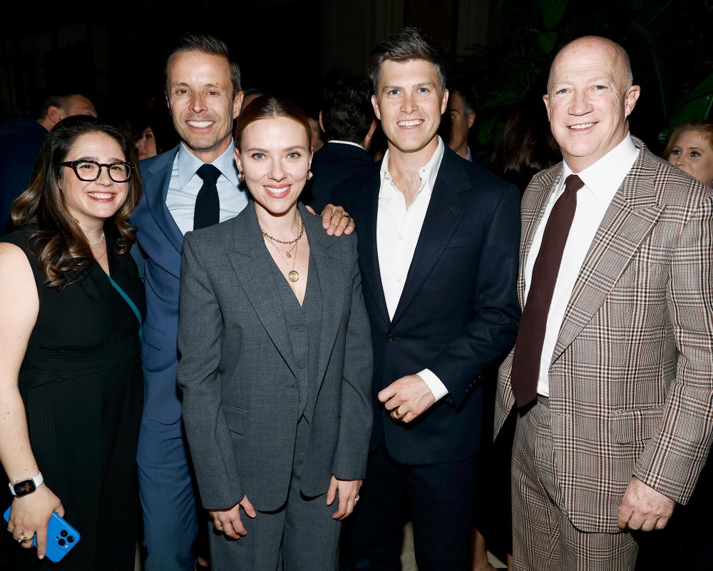 Scarlett Johansson and Colin Jost Step Out in Suits Before White House Correspondents Dinner