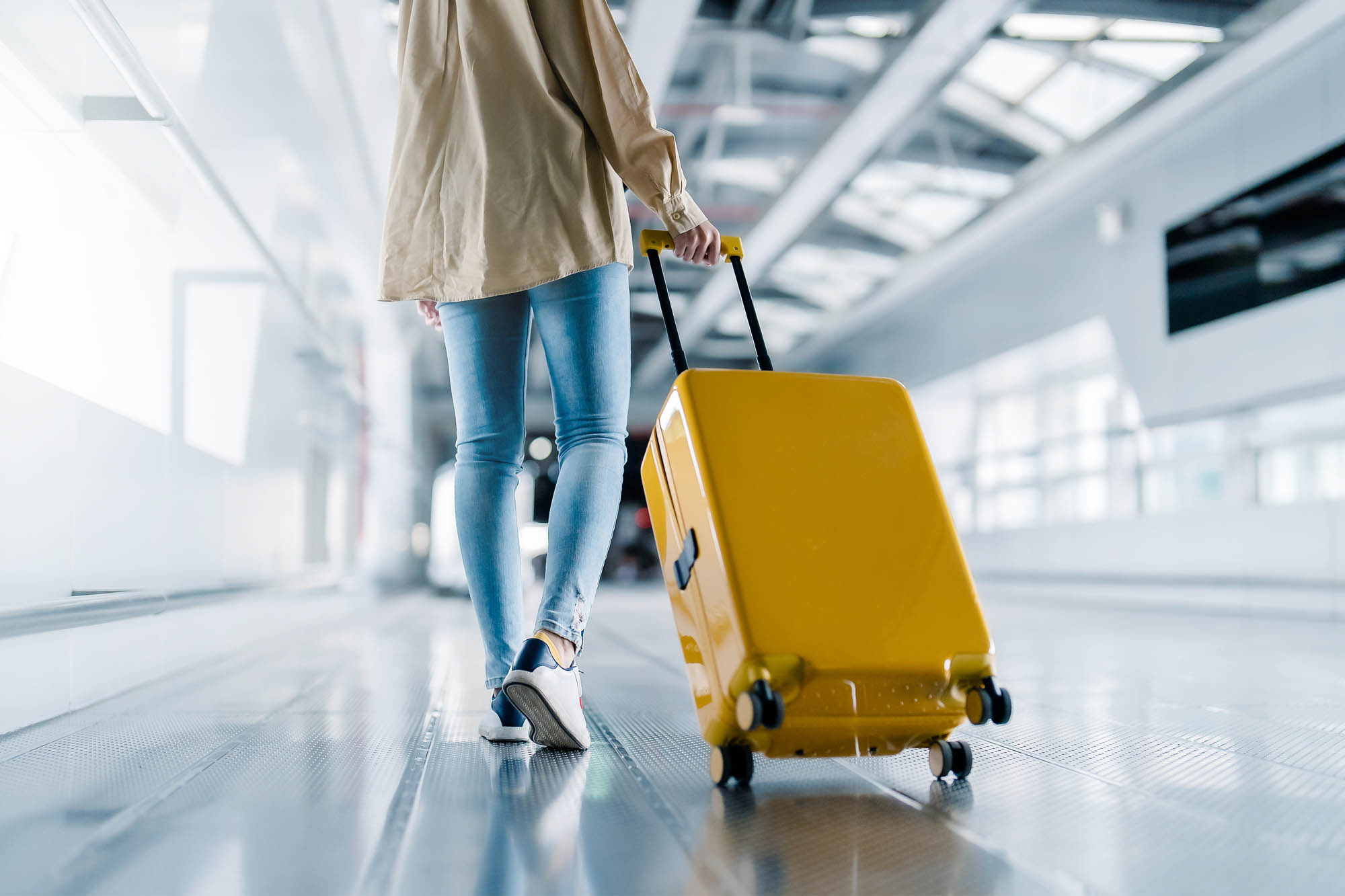 Shop 17 Flattering Travel Outfit Ideas